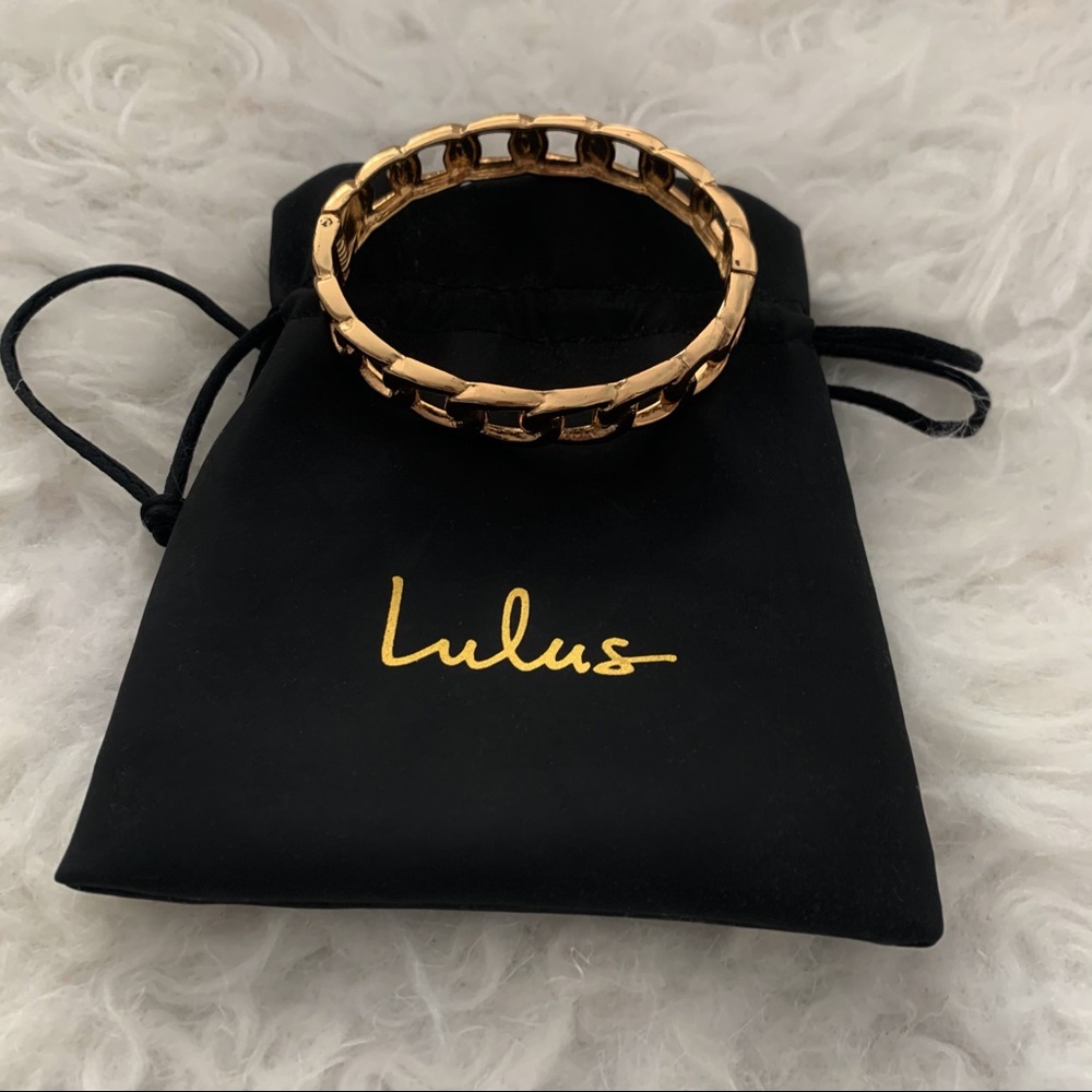 Gold Chain Bracelet - Picture 2 of 6
